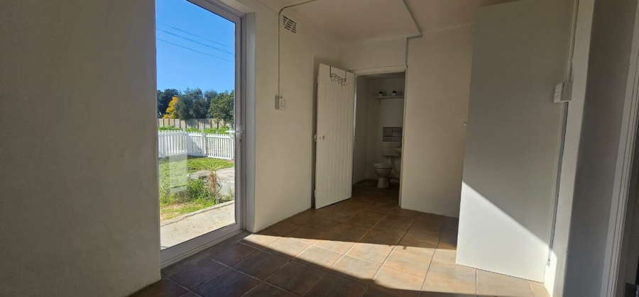 To Let 1 Bedroom Property for Rent in Hopefield Western Cape